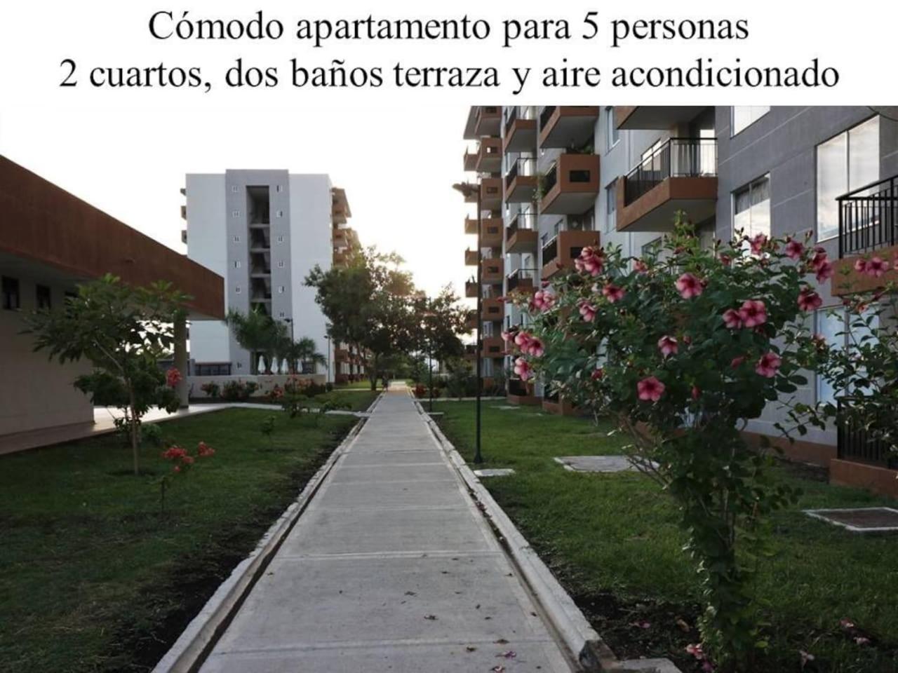 Penalisakaposalsar Daire Girardot Dış mekan fotoğraf